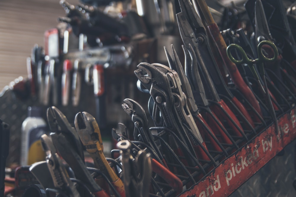Hardware accessories sourcing